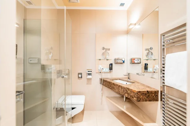 غرفة سوبيريور بسرير كوين، Hotel Pension Baronesse 4/5