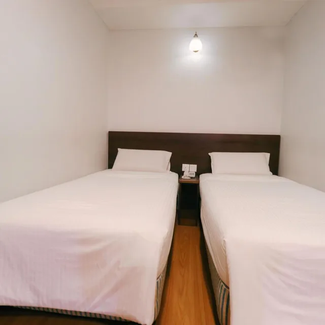 غرفة سوبيريور بسريرين منفصلين، Hotel Rose Crest Hill 3/10