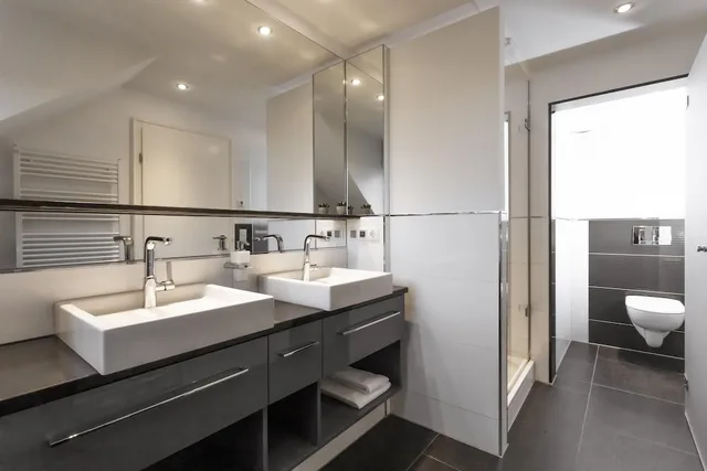 غرفة بسرير كوين، Haus Gerbens 4/4