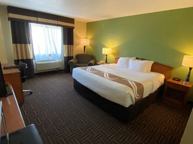 غرفة قياسية بسرير كينج، Quality Inn Bolingbrook I-55 1/5