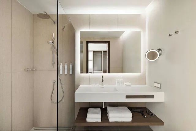 غرفة جونيور بسرير كينج مع أريكة، AC Hotel by Marriott Vilnius 4/4