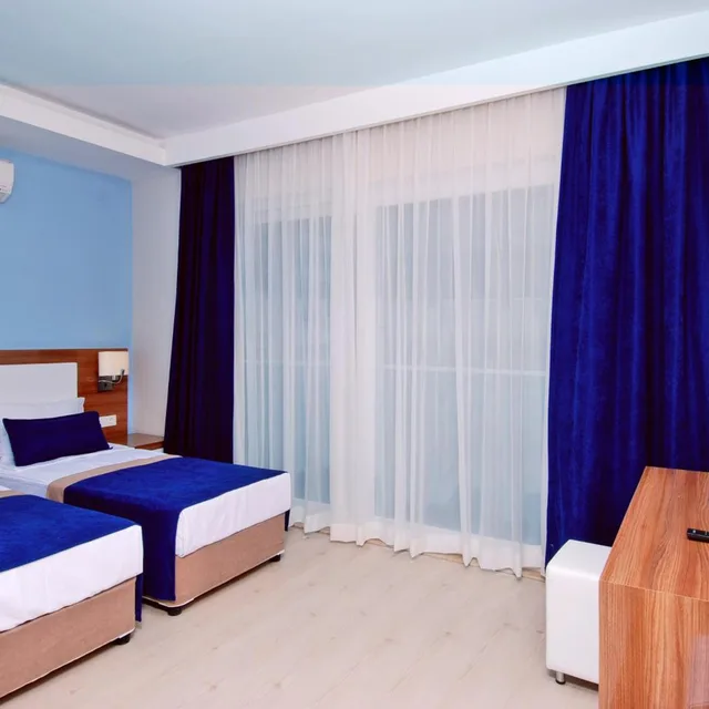 Standard, Kleopatra Ramira Hotel 2/8