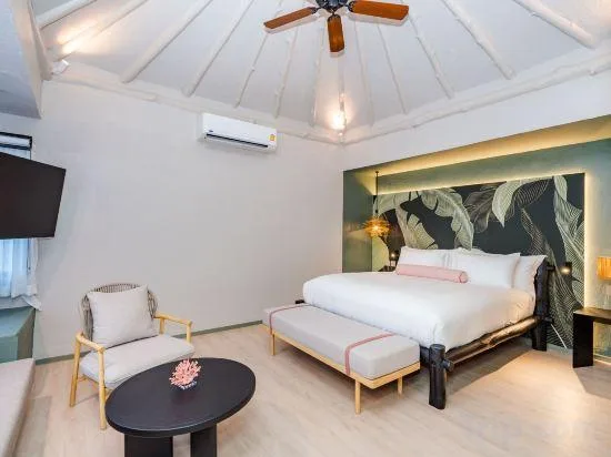 Room, Side Sea View, Pool View, Supatra Hua Hin Resort 1/1