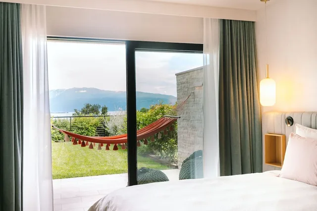 Garden, Suite, King Bed, Lake View، L Affetto sul Lago di Garda 1/4
