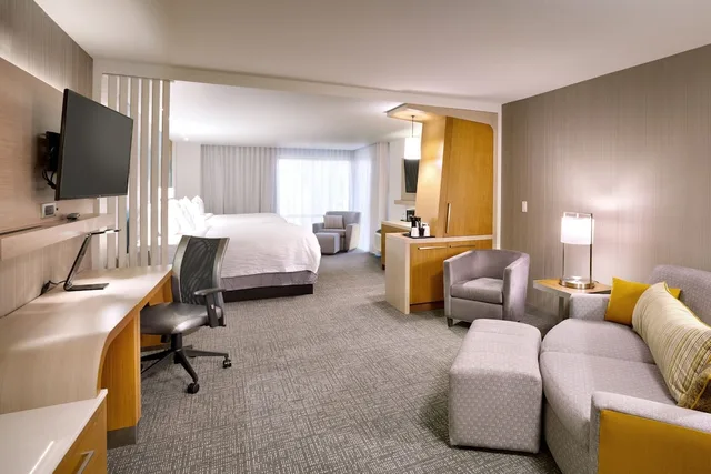 جناح بسريرين كوين مع أريكة، Courtyard Salt Lake City Downtown 2/3