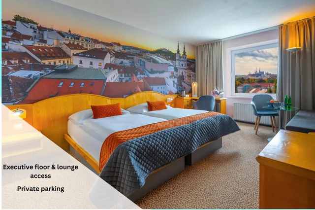 غرفة تنفيذية تنفيذية بسرير مزدوج مع دخول الصالة، Cosmopolitan Bobycentrum - Czech Leading Hotels 1/6