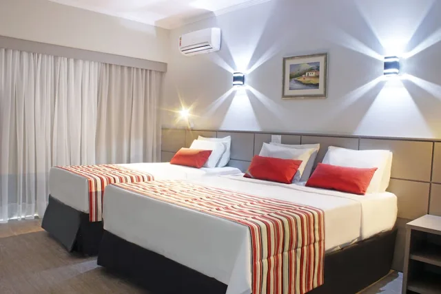 غرفة ديلوكس فاخرة بسرير كوين وسرير فردي، Cassino All Inclusive Resort Pocos de Caldas by Nacional Inn 4/6