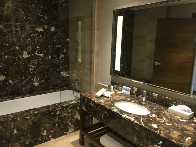 غرفة سوبيريور تنفيذية بسرير كينج، Hilton Pyramids Golf Resort 8/9