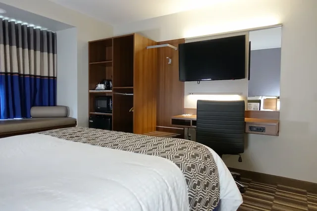 غرفة بسرير كوين لذوي الإعاقة، Microtel Inn & Suites By Wyndham Sault Ste. Marie 7/10