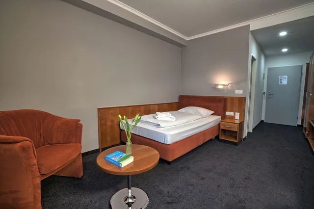 غرفة كومفورت مفردة بسرير فردي، Hotel4you 3/6