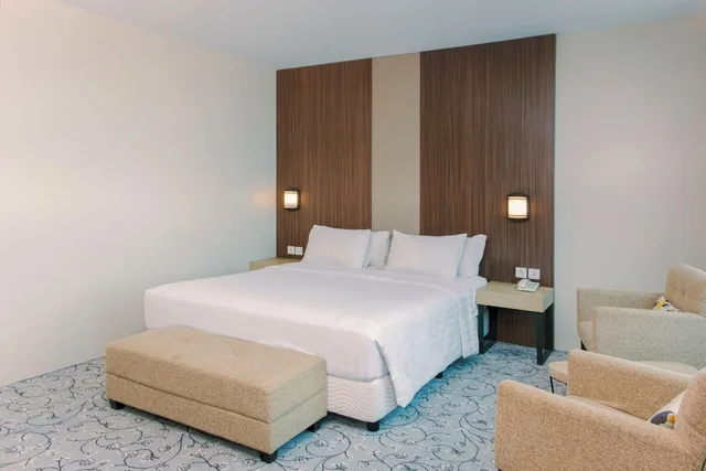 جناح جونيور بسرير كينج، Aston Gorontalo Hotel & Convention Center 2/6