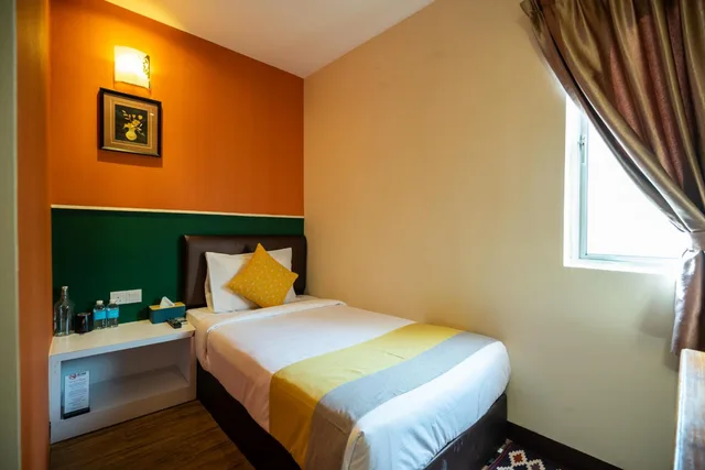 غرفة قياسية مفردة، Link Hotel 9/10