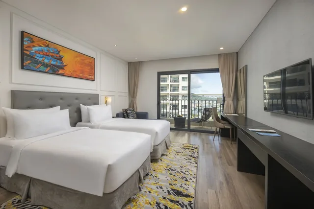 غرفة ديلوكس بسريرين منفصلين، Wyndham Danang Golden Bay 5/7