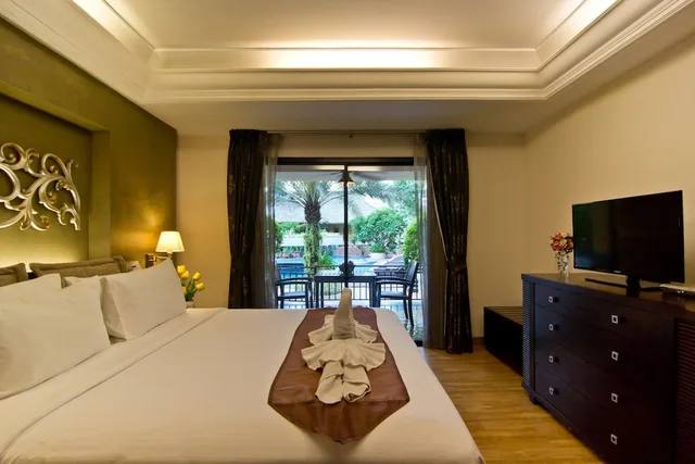 Deluxe Pool Access، Lk Mantra Pura Resort 2/5