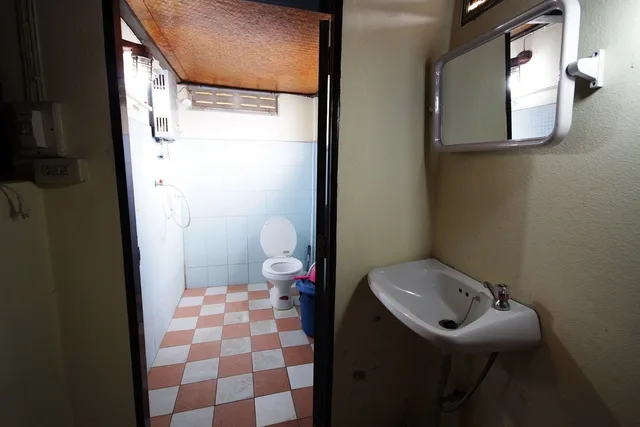 Bungalow, Double Bed, with Fan، Chatfah Resort 2/2
