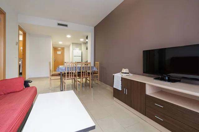 شقة بسريرين مزدوجين بشرفة بغرفتي نوم مع أريكة، Neptuno Apartments 7/10