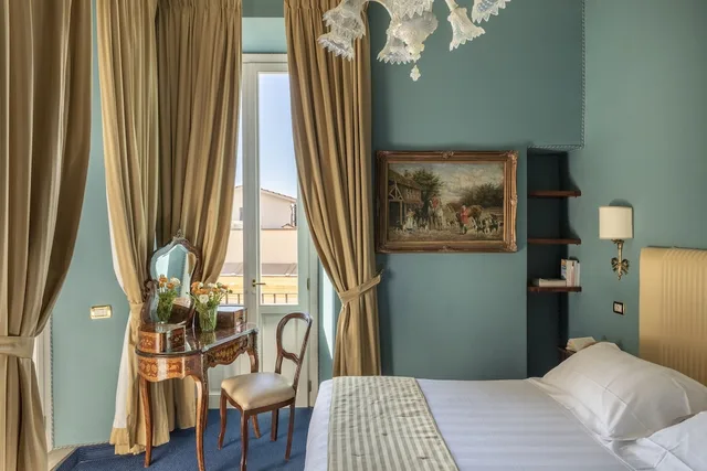 غرفة ديلوكس بسرير مزدوج بشرفة، Hotel Scalinata Di Spagna 6/10