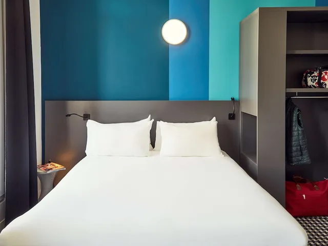 Standard, Double Bed, Ibis Styles Marseille Vieux Port 5/10