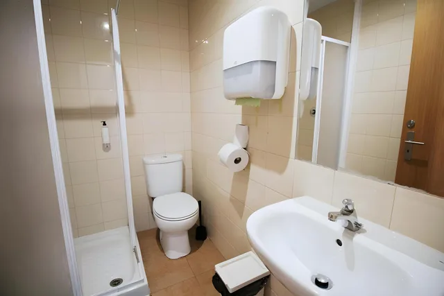 Master, Double Bed, Balcony، Wot Nomad Social 2/2