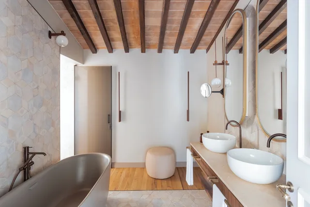 جناح سيغنتشر بسرير كينج، Borgo dei Conti Resort 3/4