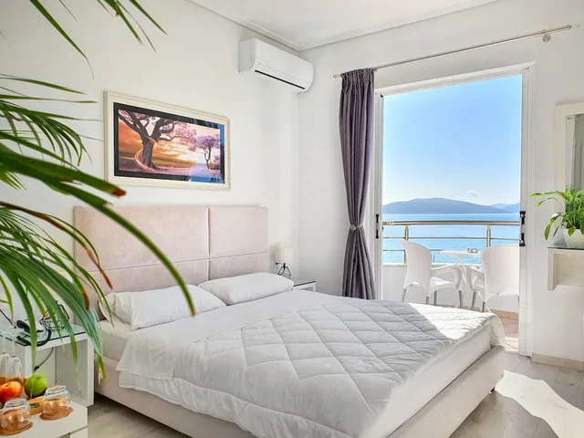 Junior Suite, Queen Bed, Sea View, Sofa, Hotel Joan 1/4