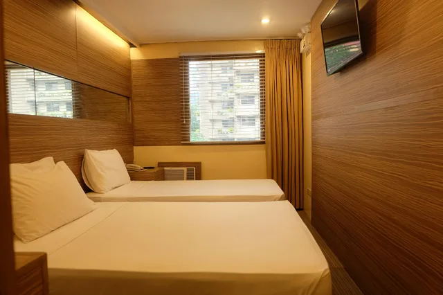 Room Assigned on Arrival, Spaces By Eco Hotel 1/1