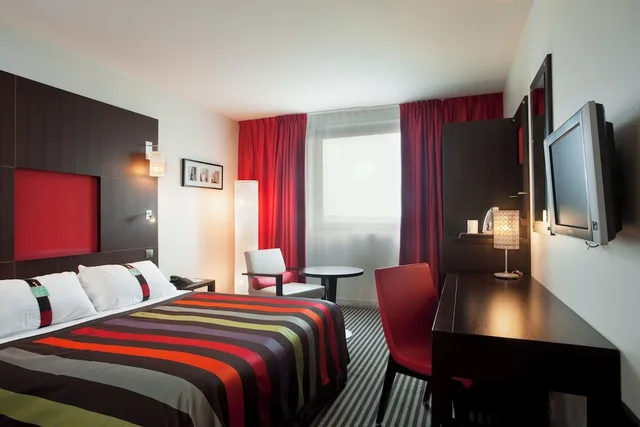 غرفة قياسية بسرير فردي، Holiday Inn Dijon 2/10