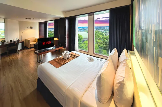 جناح جونيور بسرير كينج للمدخنين، Hotel Grand Candi Semarang 1/1