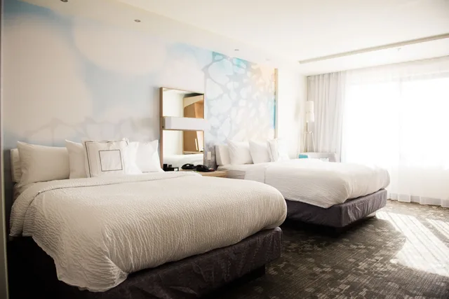 جناح بسريرين كوين مع أريكة، Courtyard Jacksonville 1/3