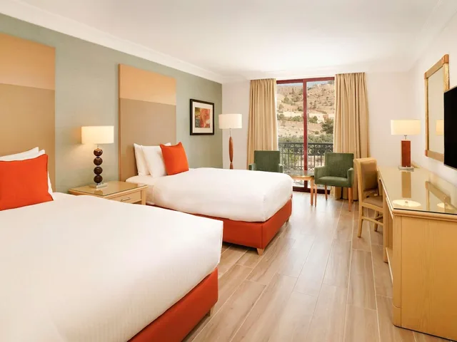 غرفة سوبيريور بسريرين منفصلين، MOVENPICK RESORT PETRA 5/10