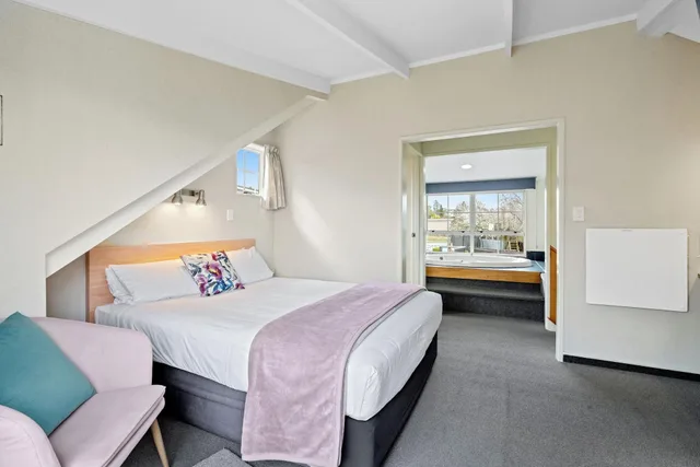 كوخ عائلي، Cottage Mews Motel 4/10