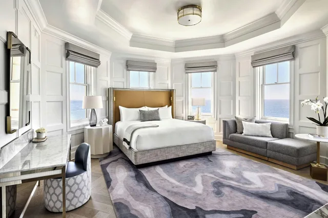 جناح سيغنتشر بسرير كينج بإطلالة على البحر بغرفة نوم واحدة، The Ritz Carlton Half Moon Bay 2/10