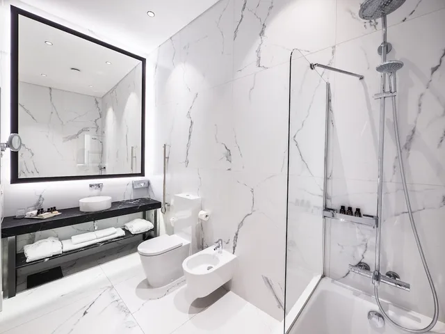 جناح جونيور بسرير كينج، Hotel Pacai 9/10