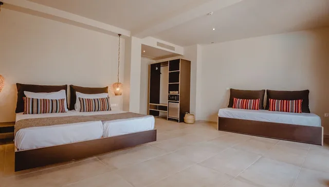 Room, Queen Bed, Sofa, Large, Cooks Club Hersonissos - Adults Only 7/10