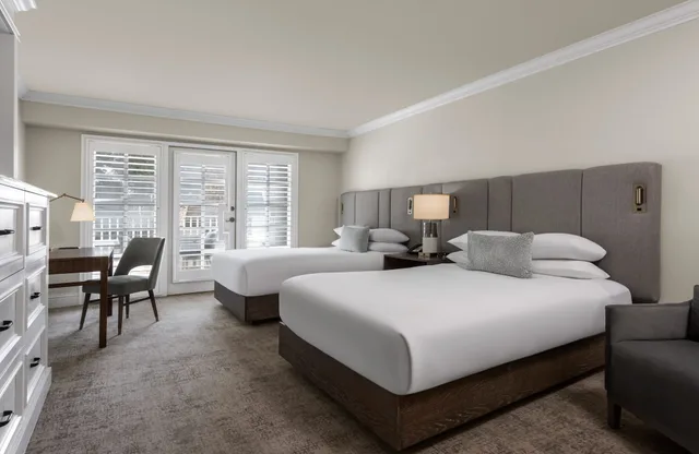 Village, 2 Double Beds، L'auberge Del Mar 1/2