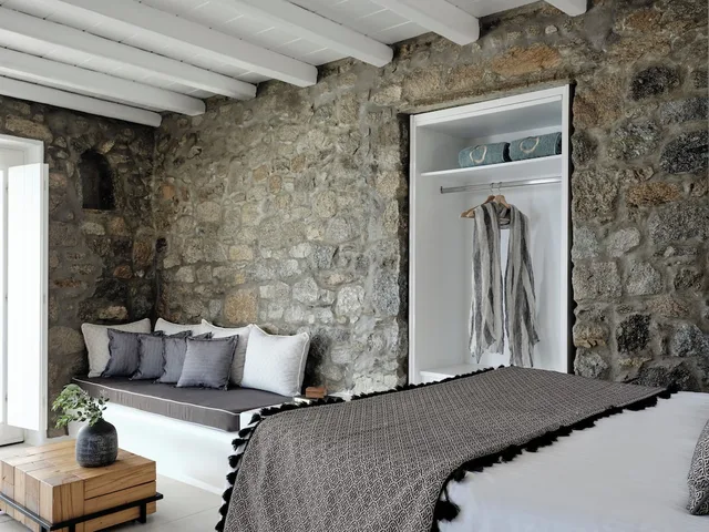 Suite, Queen Bed, Sea View, Shared Pool, Corner، Mykonos No5 Suites and Villas 2/6