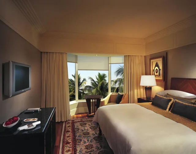 جناح جونيور، The Leela Mumbai - Resort Style Business Hotel 1/3