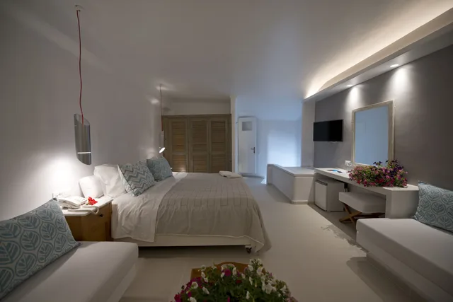 جناح بسرير كوين بإطلالة على البحر مع أريكة، Mykonos View 2/3