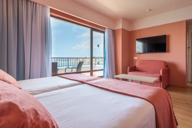 غرفة ديلوكس مفردة، NYX Hotel Ibiza - Adults Only 1/9