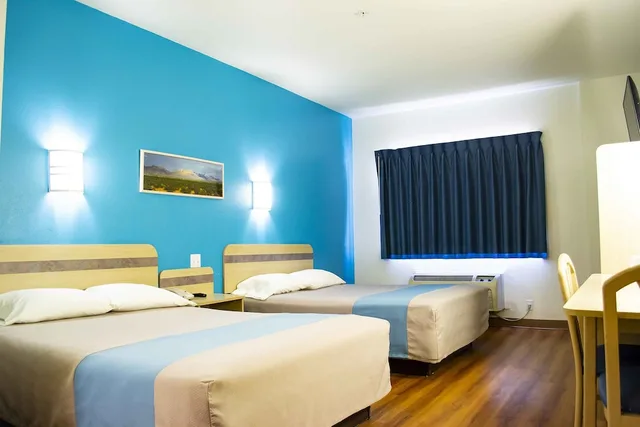 غرفة قياسية بسريرين كوين، Motel6 Las Cruces, NM - Telshor 2/6