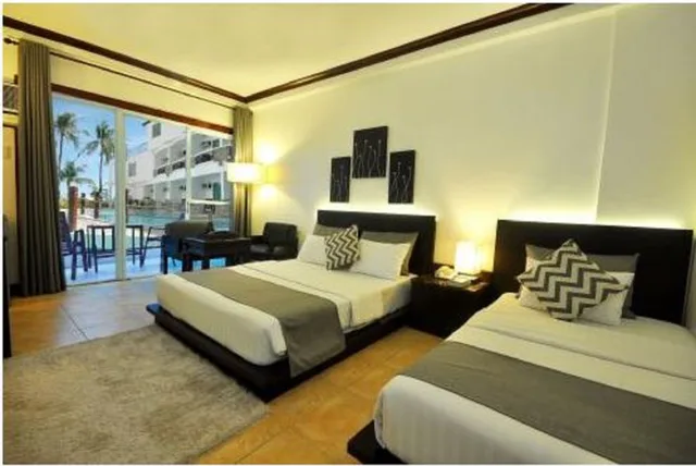 غرفة قياسية بسرير مزدوج أو سريرين منفصلين، Boracay Ocean Club Beach Resort 2/2