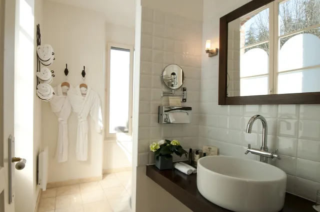 غرفة قياسية بسريرين منفصلين بحمام خاص، La Villa Eugene 4/7
