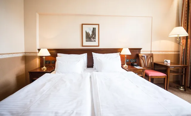 Standard Twin, Rott Hotel 2/2