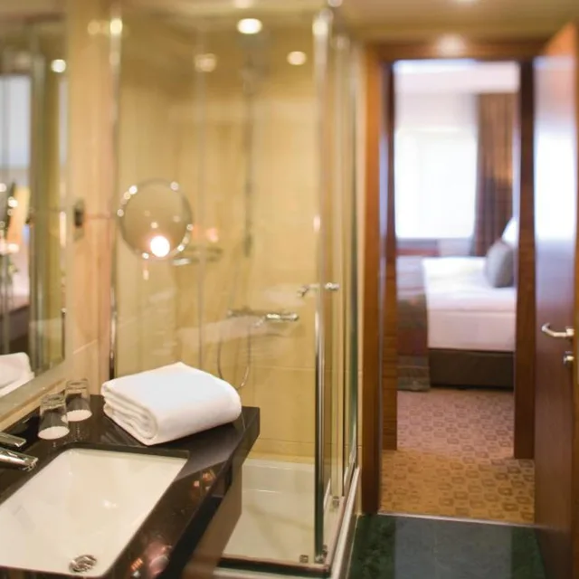 جناح عائلي، Movenpick Hotel Izmir 3/4