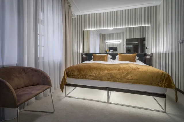 غرفة قياسية بسرير كوين، Hotel Clementin 1/3