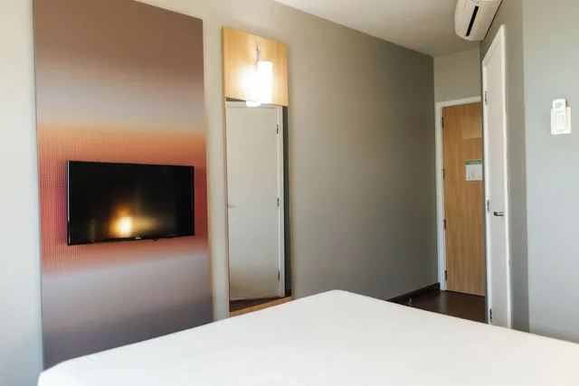 Superior, 1 Double and 1 Single Bed, Sao Jose Hotel 5/8