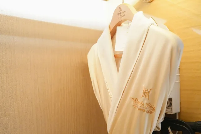 Hollywood, Deluxe, Twin Beds، Wanda Reign Wuhan 4/5