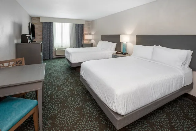 1 Bedroom, Suite, Single Bed, Holiday Inn Resort South Padre Island Beach Front 2/5