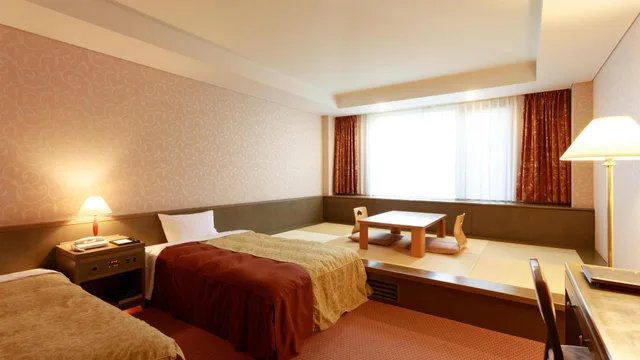 Japanese Western, Deluxe, Twin Beds, Mountain View, Night View, IZUMIGO KIYOSATO KOGEN HOTEL 1/1