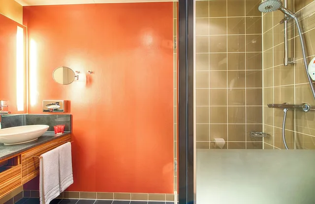 غرفة تنفيذية بسرير كينج، LEONARDO HOTEL BERLIN MITTE 7/7